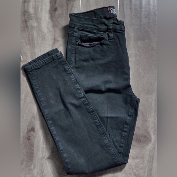 BDG twig high-rise cropped jeans - Picture 2 of 3